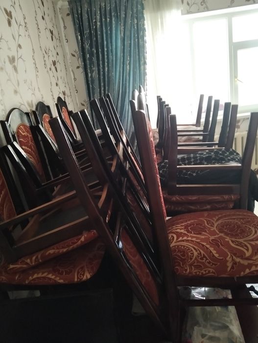 Стол 2.75 стулья 15 шт