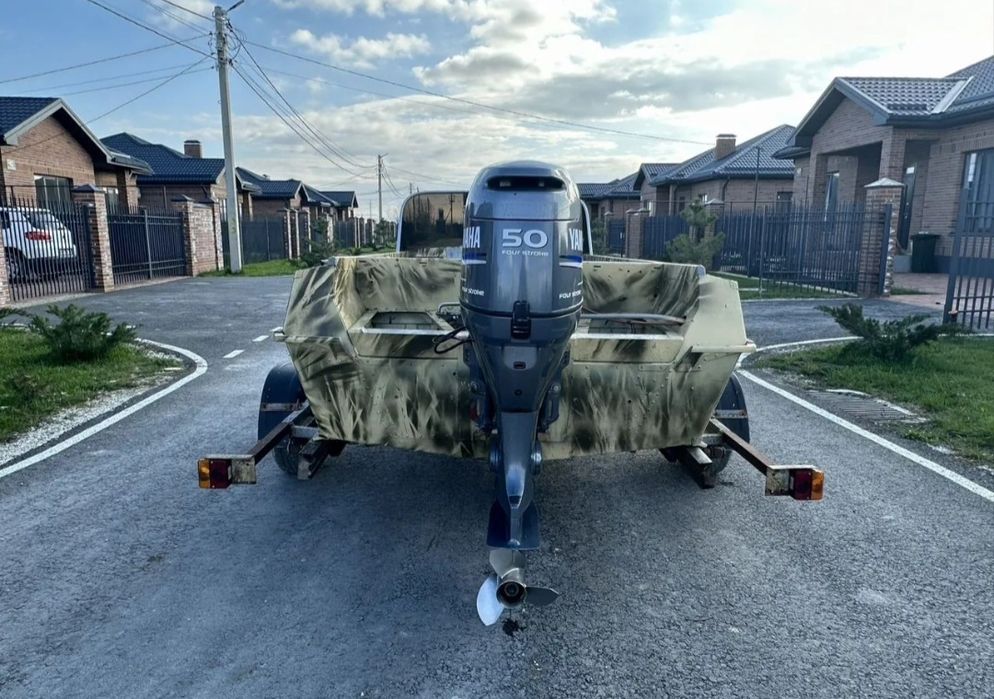 Продаётся Лодка Казанка 5М4 с мотором Yamaha 50