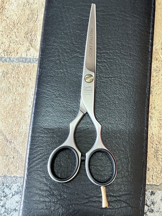 Парикмахерские набор и ножницы Jaguar