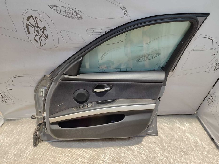 Ușă Față Dreaptă BMW 3 E90, E91 Sedan Gri Cod Culoare Spacegrau Metallic A52 2009 / [2005-2012] / 41515A2A386 (2B)