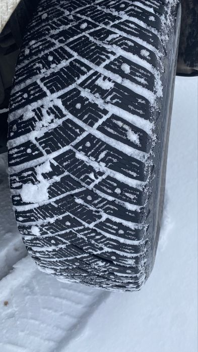 Шины 265*65*R17 зимние. Б/у