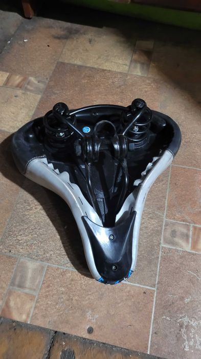 Продам новое велосипедное сиденье