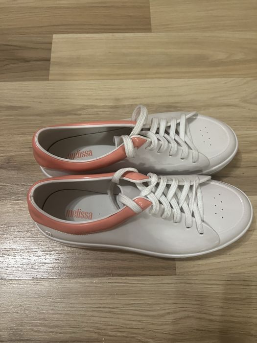 Кецове Melissa