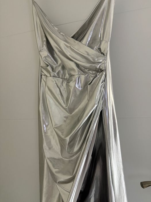 Официална рокля -