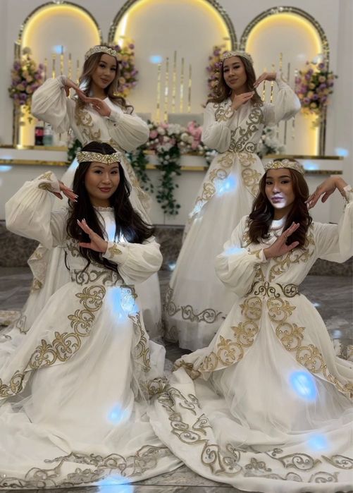 Продаются Казахские платья