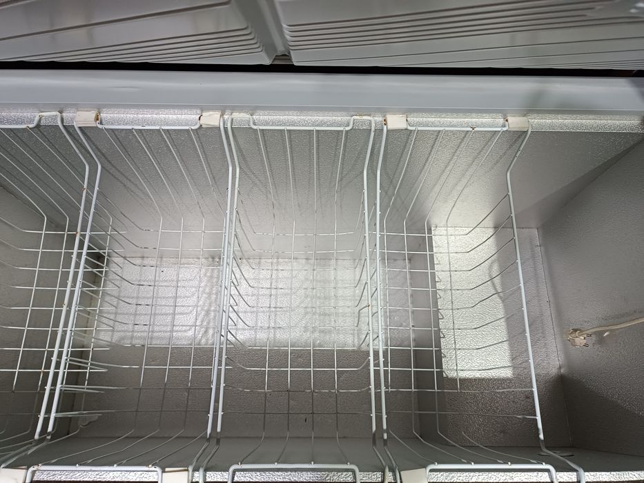 Морозильная камера большая