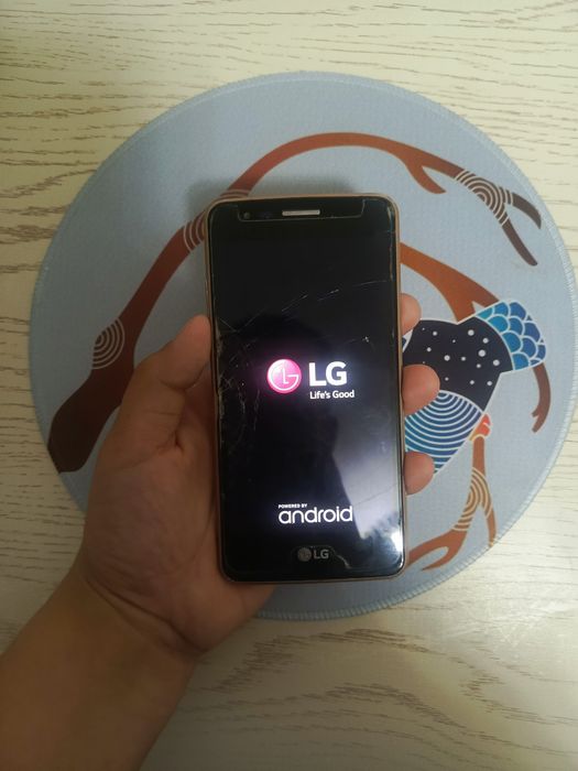LG K8 (2017) android Telefon