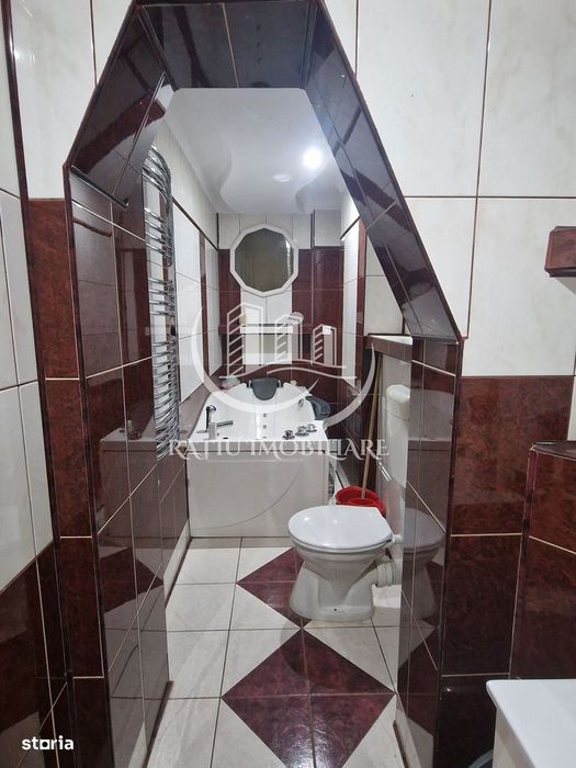 Apartament cu 3 camere | Ascensor | Rogerius | Oradea