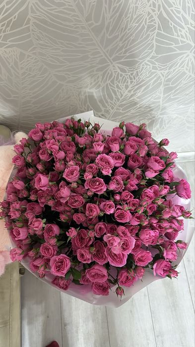 Продается большой букет,только что подарили