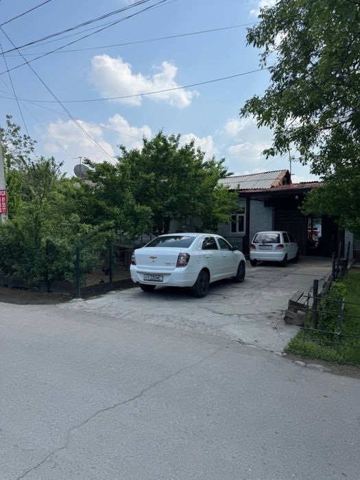 Срочно!!! Продается Орр:Тахтапул 5,6 Соток Фасад 20*28