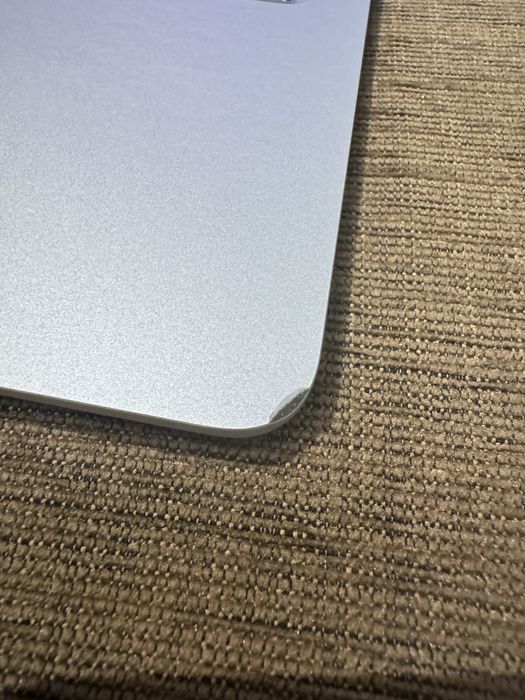 Apple Macbook Air m2 2022