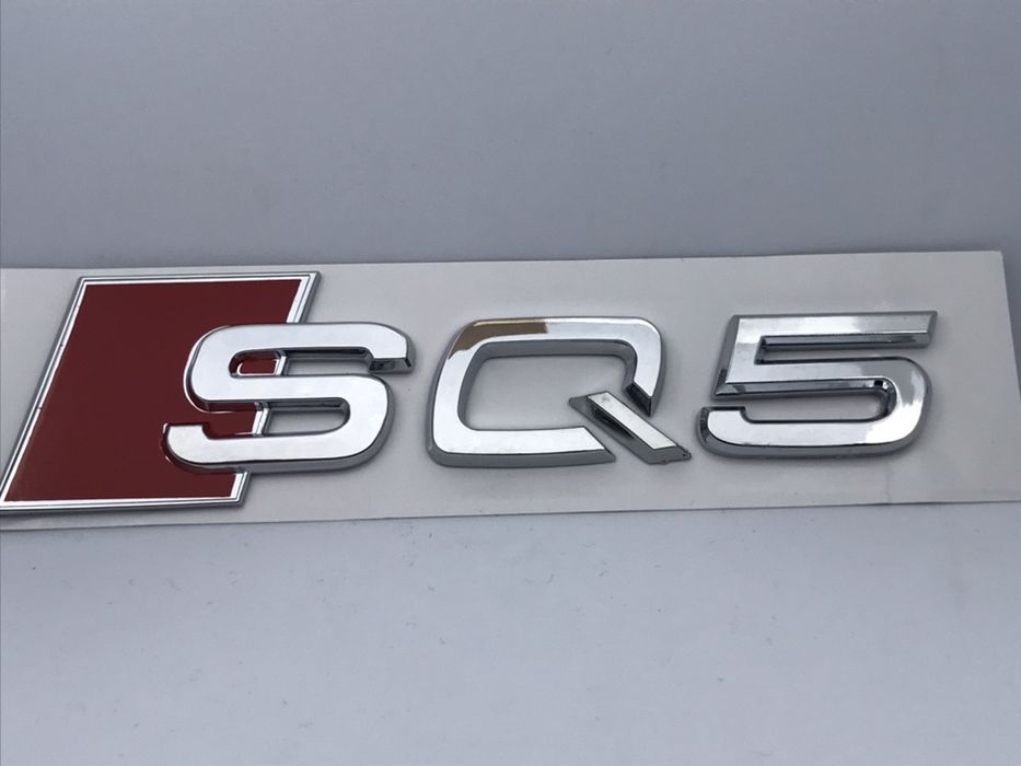 Emblema AUDI SQ5