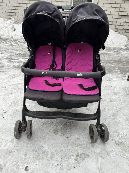 Продам коляску для двойни