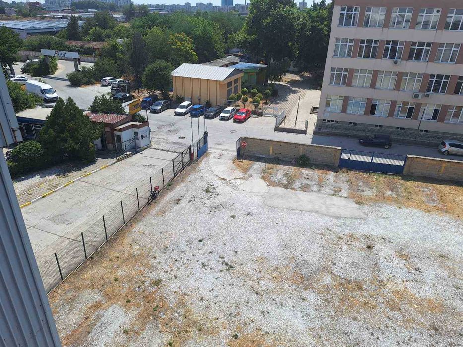 Дава се под наем Парцел в Пловдив, Беломорски - 1235 кв.м за 1250 € - Снимка #1