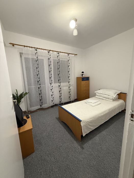 Apartament 3 Camere cu vedere spre Targul De La Craiova (50m distanta)