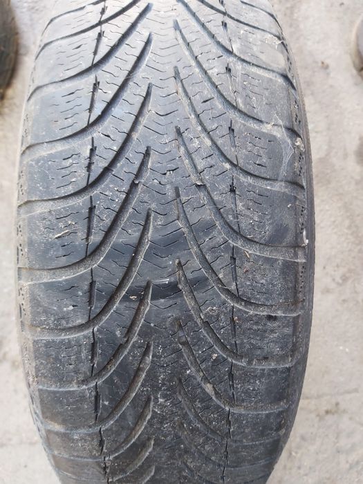 Anvelope  stare buna de  utilizate 3 bucati 200 lei  sau  70 bucata