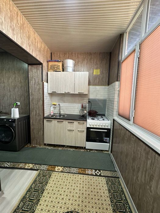 Tansiqboev 4 3/4/5 balkon 2/6 srochno sotiladi