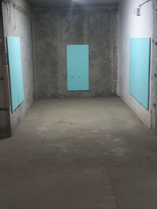 Дава се под наем Гараж / Паркомясто в Пловдив, Кючук Париж - 12 кв.м за 81.6 € - Снимка #1