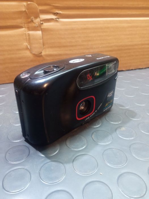 Фотоапарат лентов