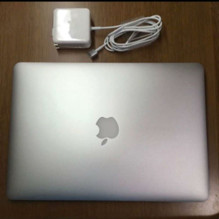 MacBook Air  - Laptop