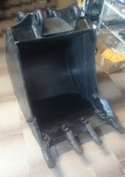 Кофа за Багер JCB 30 cm
