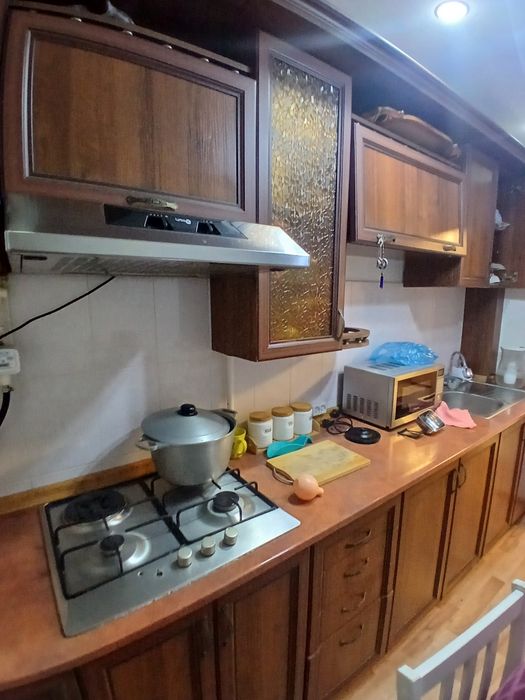 Продам кухонный уголок кухонный