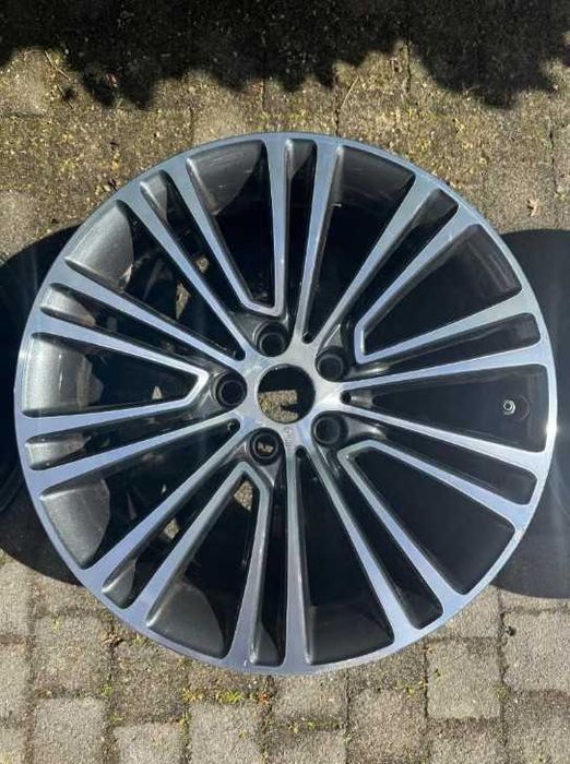 Страхотни джанти 18-ски за BMW G30-G31 Style 634