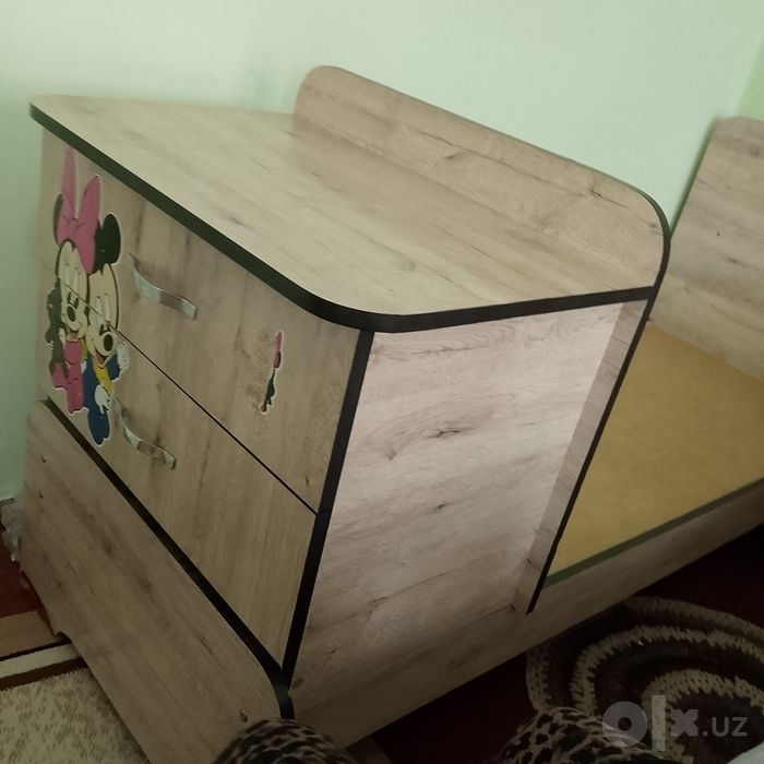 "Bolalar mebellari: kravat, shkaf va tumba to'p