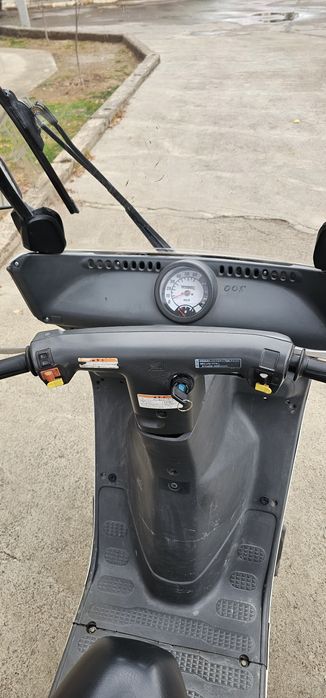 Skuter Xonda gyro kanopy sotiladi xolati zor