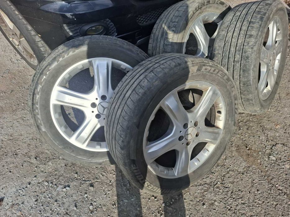 Гуми с джанти за мерцедес