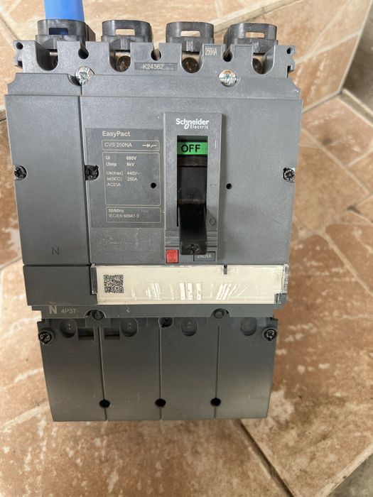 Intrerupator automat industrial
