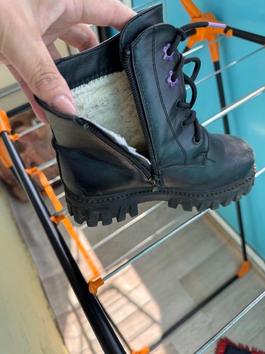 ботинки зимние.