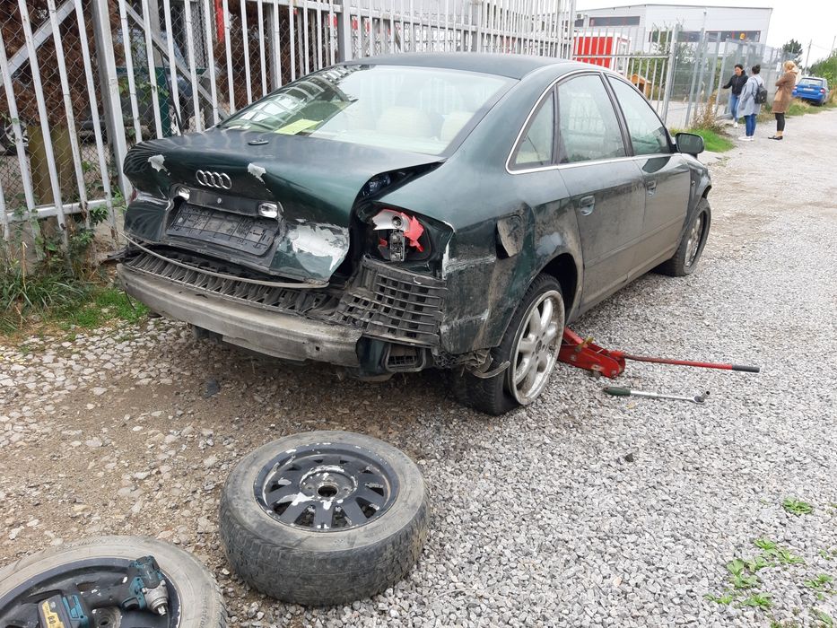 Audi A6 2.5 150кс Quatro На части