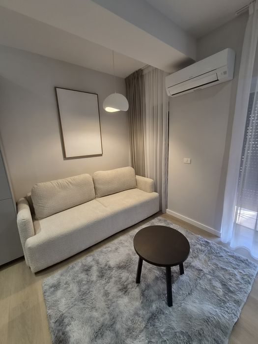 Dau in chirie apartament nou zona centrala