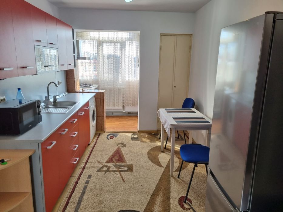 Inchiriez apartament 2 camere