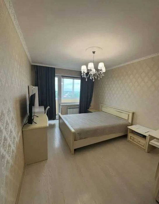 Тристаен имот в кв.Слатина