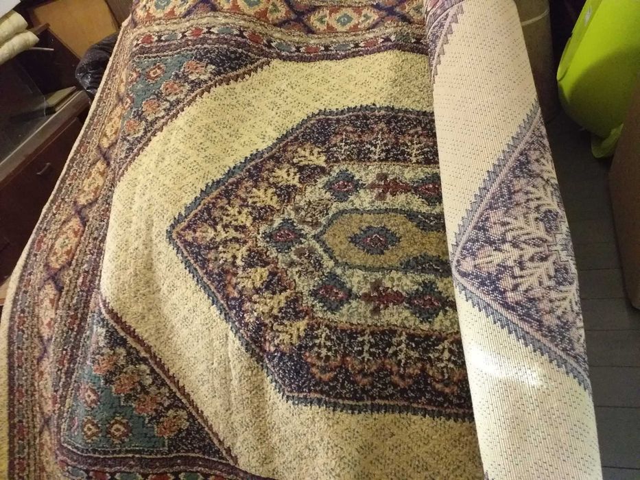 Килим за дома цветен