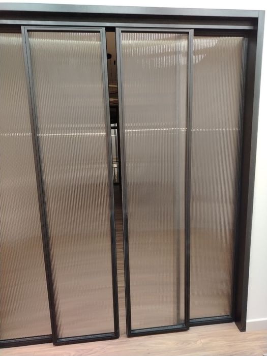 Двери из стекла/Раздвижная дверь Лофт