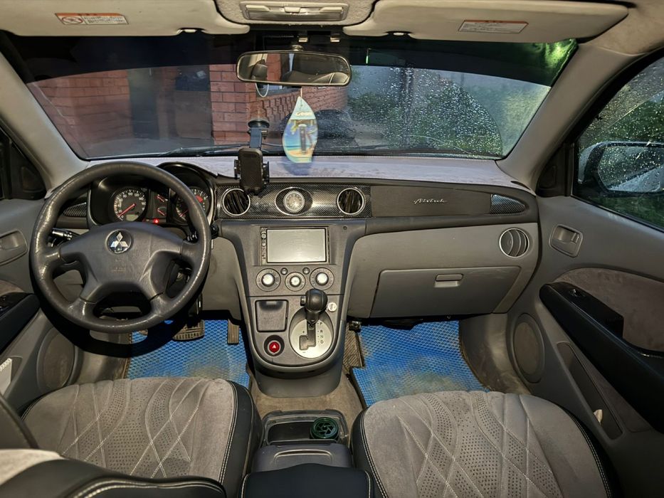Mitsubishi Airtrek