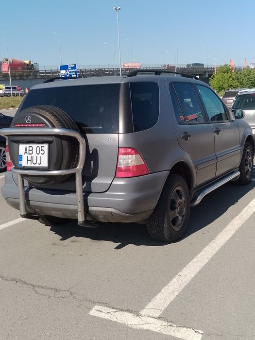 ML 270cdi(163w)an 2003