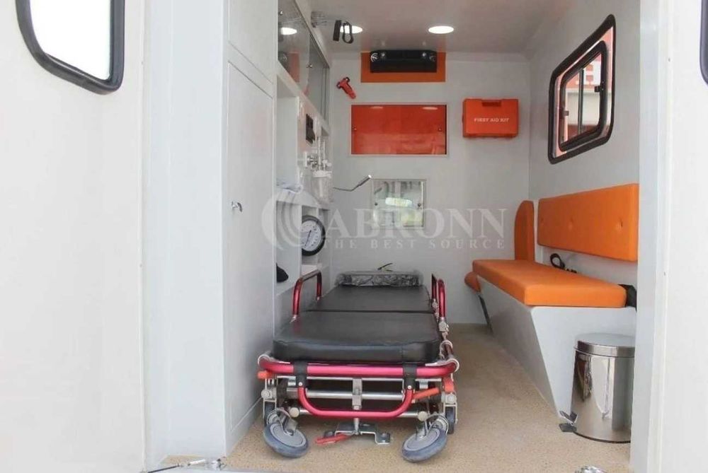 TOYOTA HILUX 4X4 Ambulance/ Машина скорой помощи/ цена с растаможкой