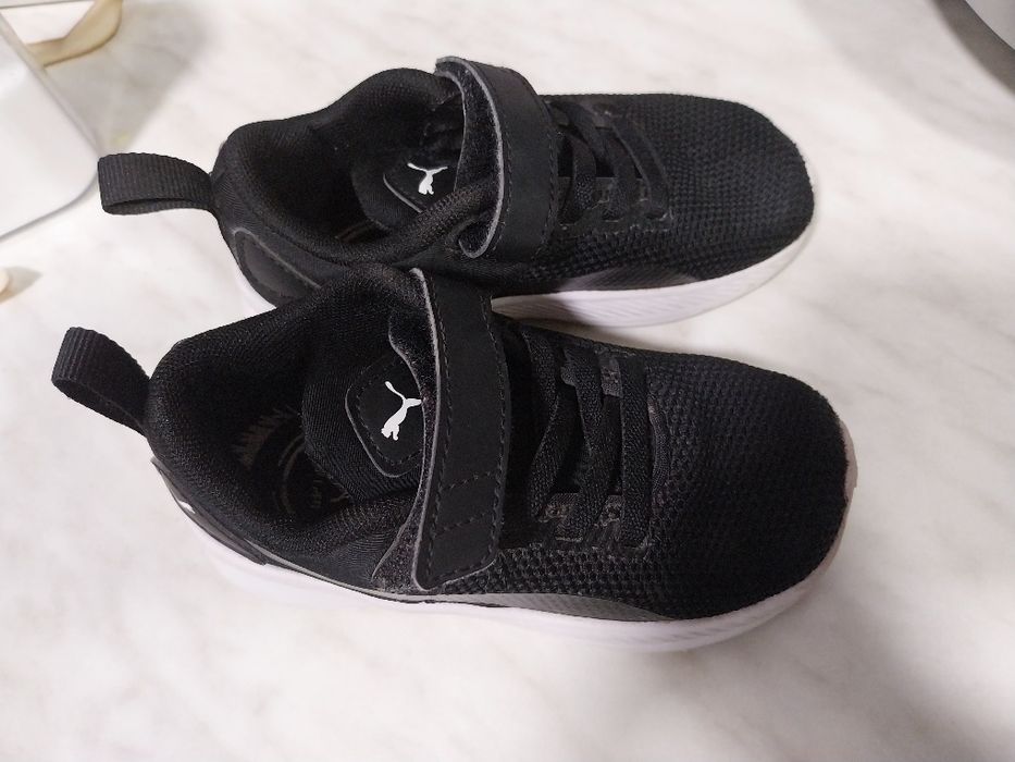 Дестки маратонки Пума