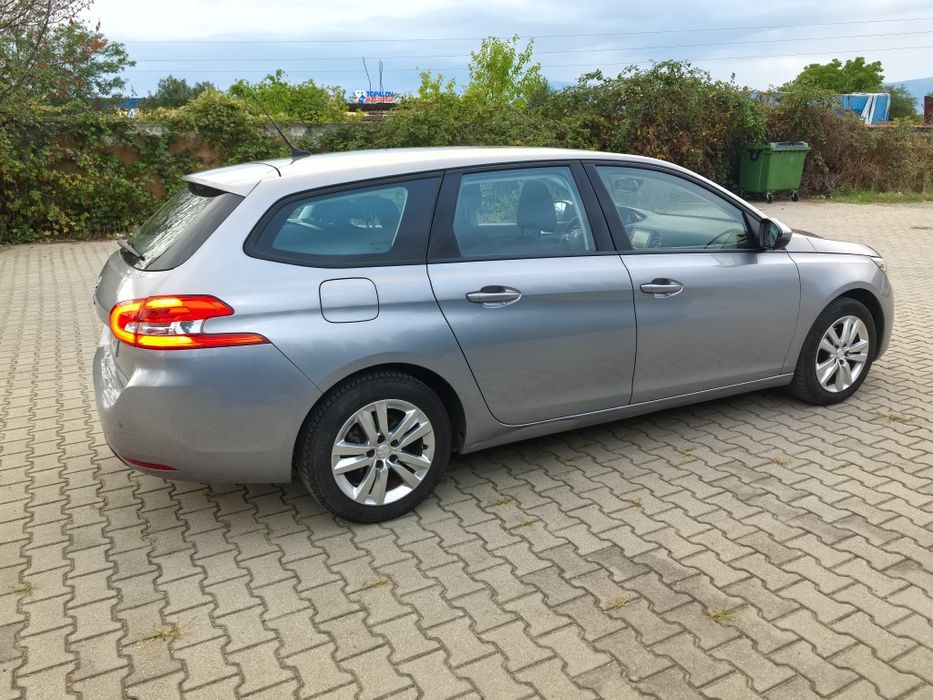 Peugeot 308 sw 1.5HDI 131kc EAT8 2018г