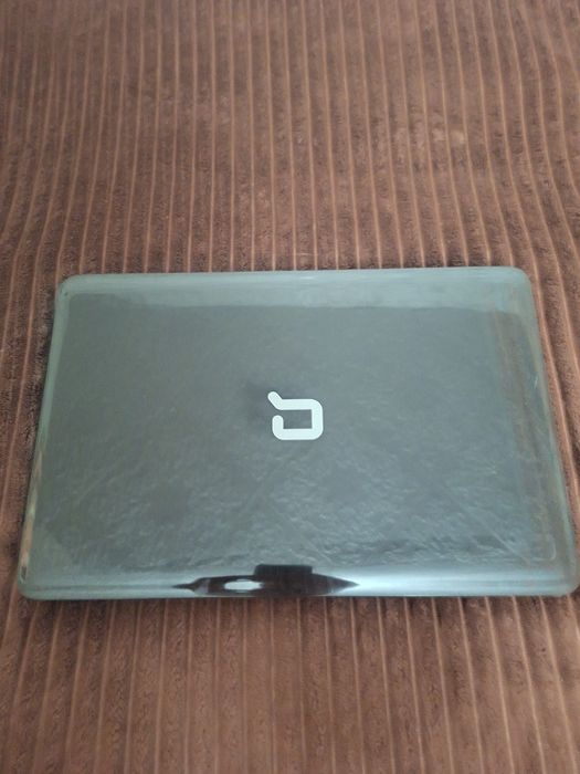 Продам срочно ноудбук