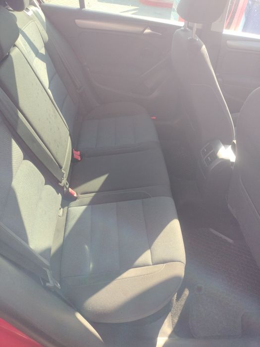VOLKSWAGEN Golf 2011 — imagine 5