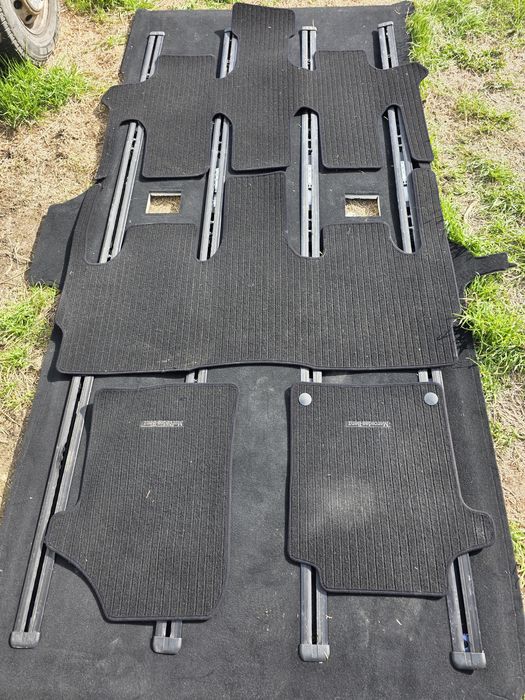 Presuri covorase auto originale impecabile mercedes V-Class w447  versia 3+3+2