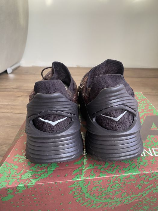 HOKA x Paria Farzaneh размер 36,37,39,41,44