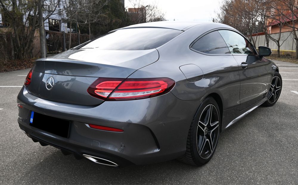 Mercedes-Benz C-Klasse Coupe AMG Package 204Cp Automat MHEV