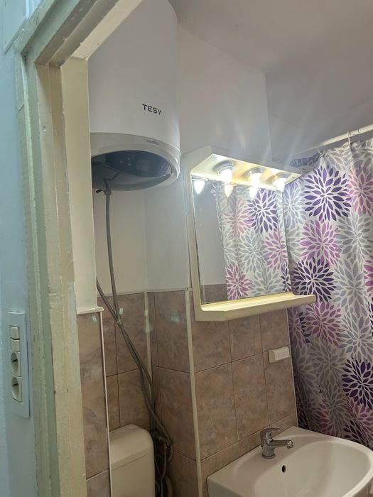 Închiriez garsonieră Arad tel 0724570305 negociabil la vedere
