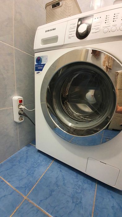 Стиральная машина на ремонт или зап.части Samsung WF1602WCC